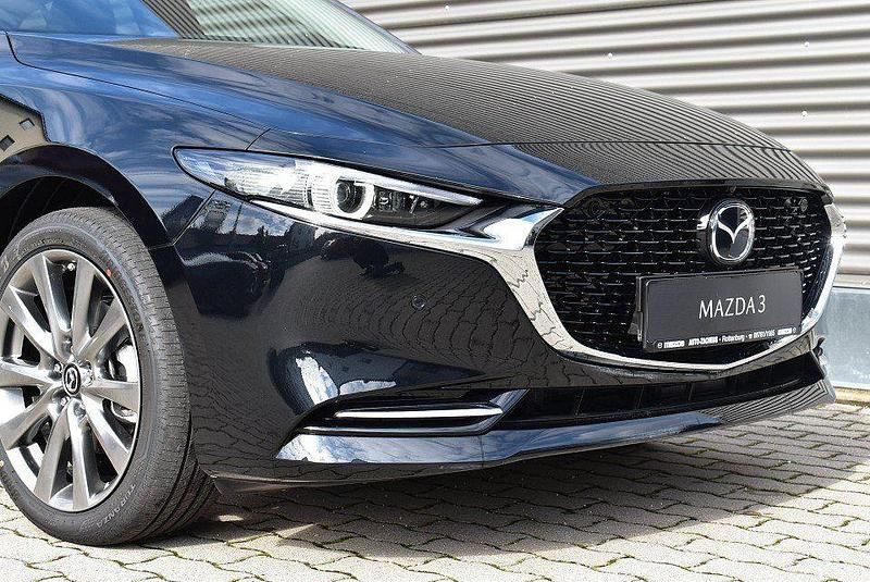Gebraucht Mazda 3 Selection 186 PS (136 kW) 2021 Jet black (metallic) Limousine