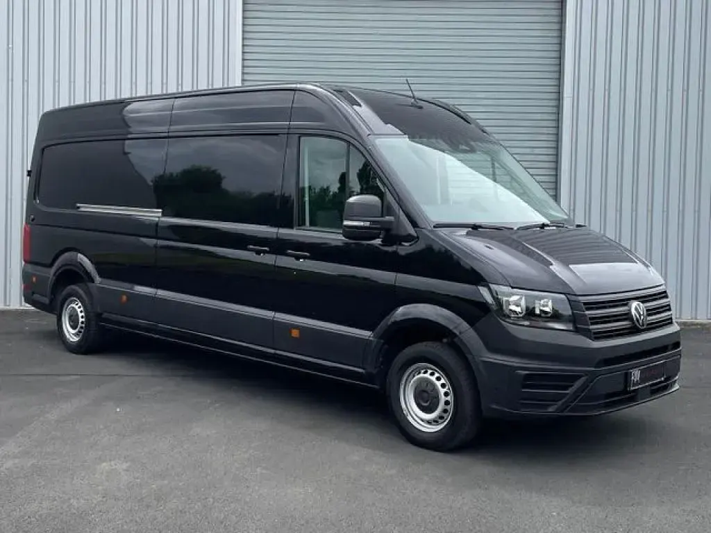 Gebraucht VW Crafter 177 PS (130 kW) 2025 Schwarz Van