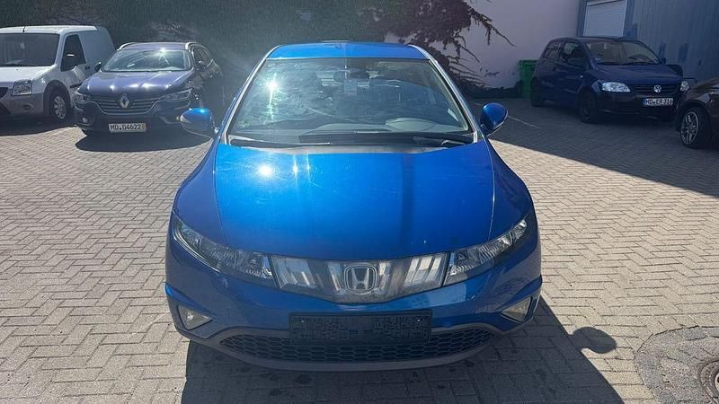 Blau Gebraucht 2007 Honda Civic Sport Limousine | 4.490 € (Guter Preis) - Bild 1/4