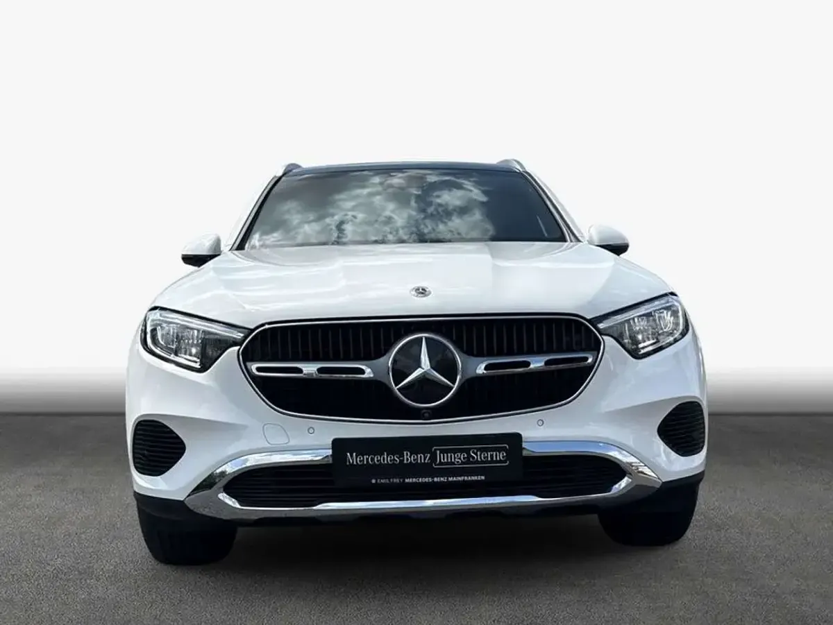 Gebraucht Mercedes GLC200 Avantgarde 163 PS (119 kW) 2025 Weiß SUV