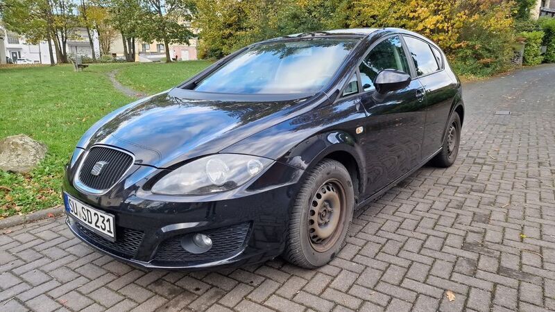 Schwarz Gebraucht 2009 Seat Leon Sport Limousine | 2.299 € (Guter Preis) - Bild 1/3