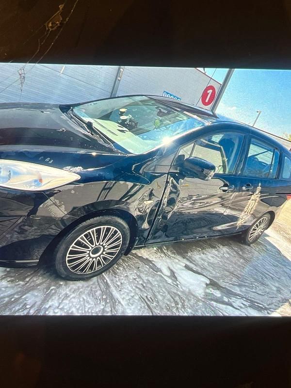 Second-hand Mazda 5 115 CP (84 kW) 2012 Negru Monovolum