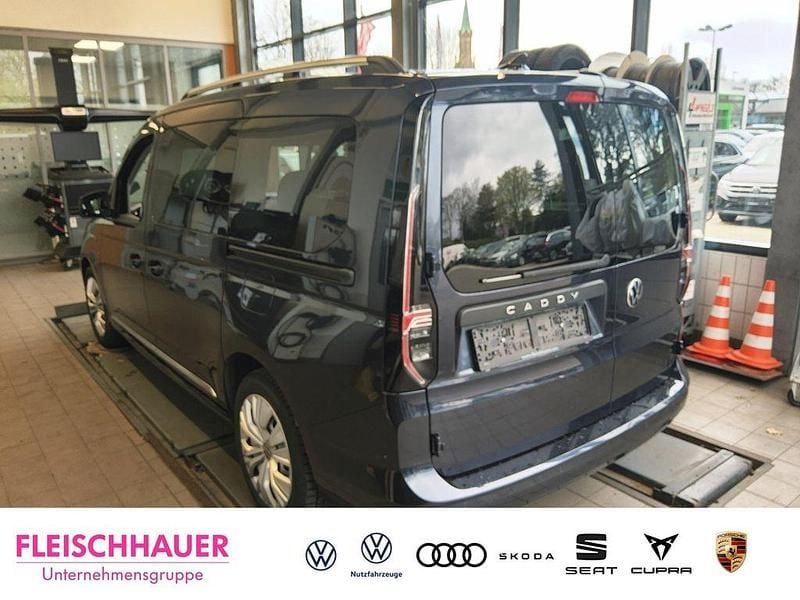 Gebraucht VW Caddy Maxi Style 114 PS (83 kW) 2022 Blau Van / Kleinbus