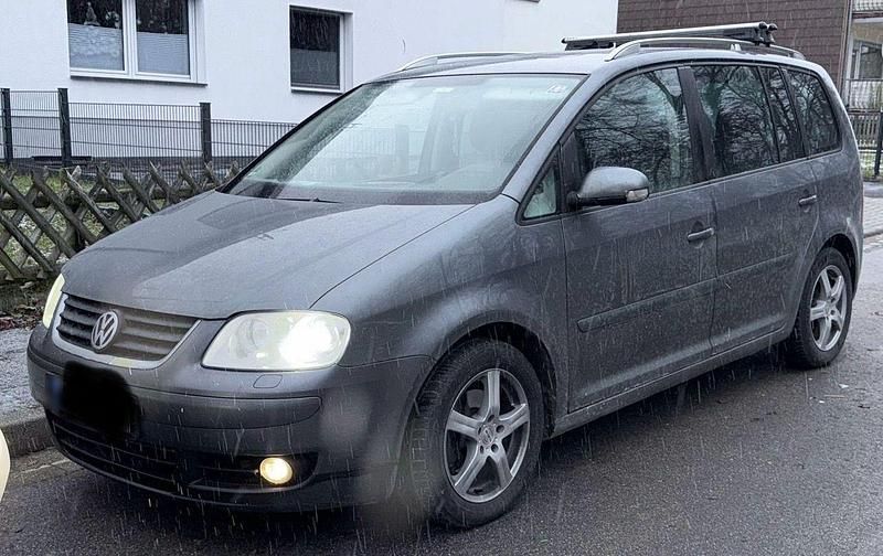Gebraucht VW Touran 140 PS (102 kW) 2004 Grau Van / Kleinbus