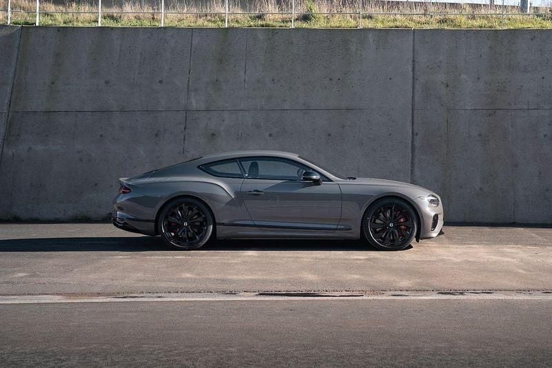Neu Bentley Continental 680 PS (500 kW) 2026 Grau