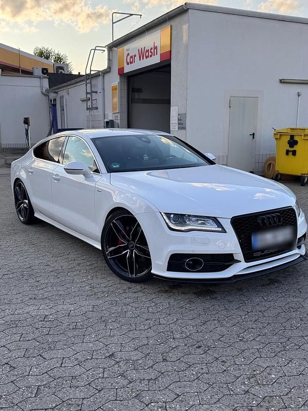 Weiß Gebraucht 2012 Audi A7 S-line plus Kleinwagen | 15.600 € (Etwas zu teuer) - Bild 1/4