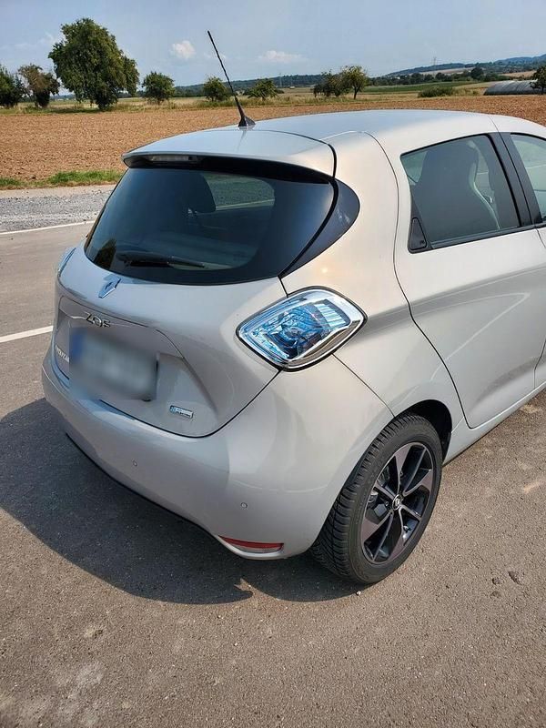 Gebraucht Renault Zoe Intens 67 kW (92 PS) 2017 Beige Kleinwagen