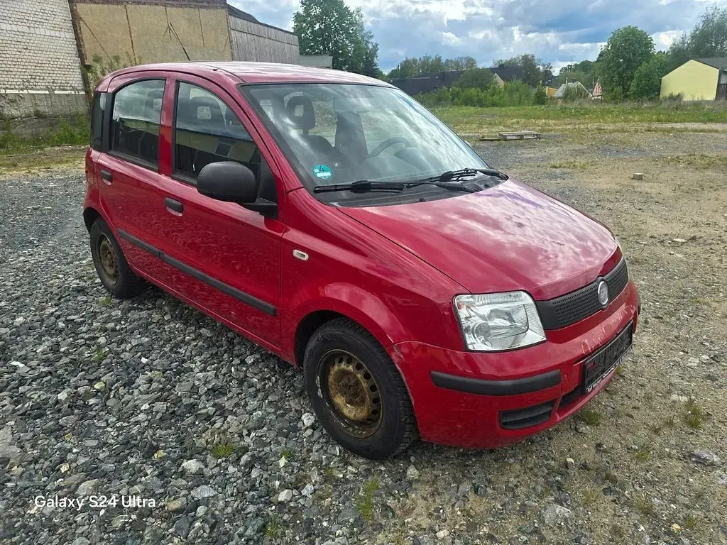 Używany Fiat Panda 75 KM (55 kW) 2013 Czerwony Hatchback