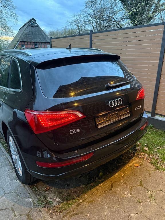Usado Audi Q5 170 HP (125 kW) 2008 Preto SUV