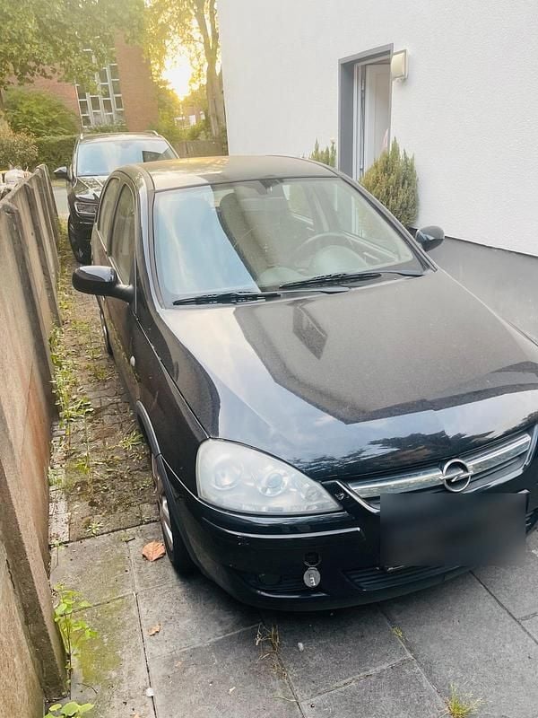 Schwarz Gebraucht 2006 Opel Corsa Kleinwagen | 800 € (Superpreis) - Bild 1/4