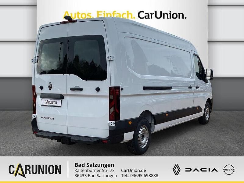 Gebraucht Renault Master 170 PS (125 kW) 2024 Mineralweiß Van