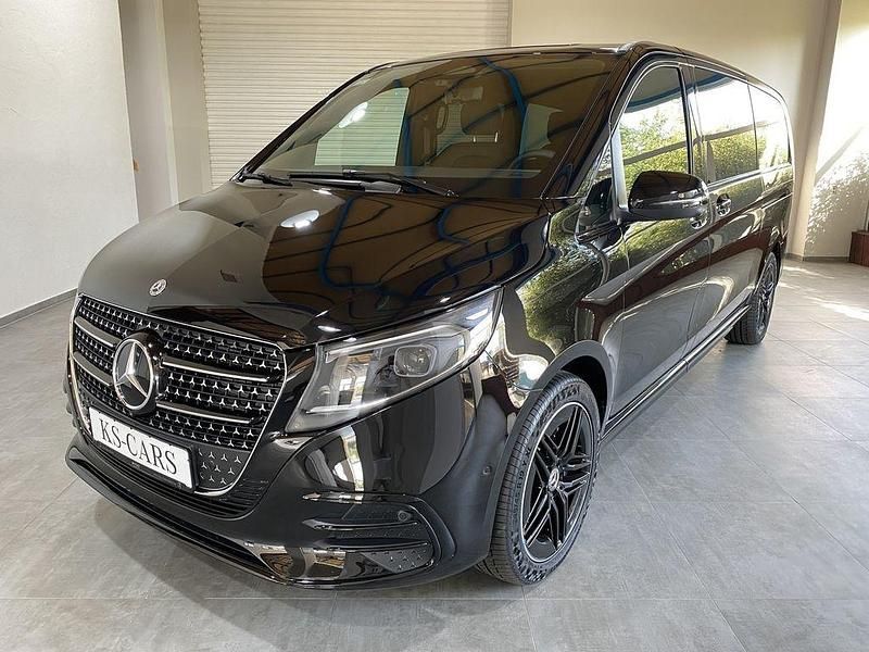 Schwarz Neu 2025 Mercedes V300 Exclusive Van / Kleinbus | 129.990 € - Bild 1/4