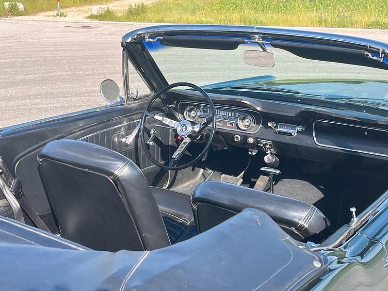 Gebraucht Ford Mustang 200 PS (147 kW) 1965 Grün Cabrio