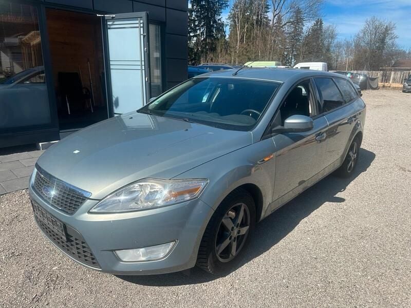 Gebraucht Ford Mondeo 140 PS (102 kW) 2007 Grau Kombi