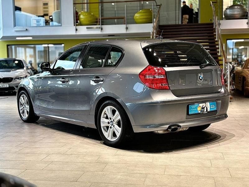 Gebraucht BMW 116 Advantage 122 PS (89 kW) 2010 Grau Kleinwagen