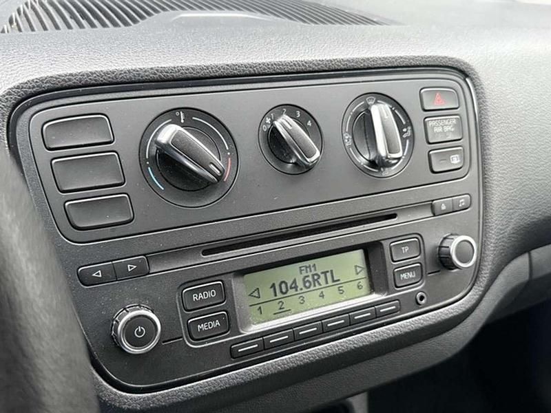 Gebraucht Skoda Citigo Ambition 60 PS (44 kW) 2012 Silber Kleinwagen