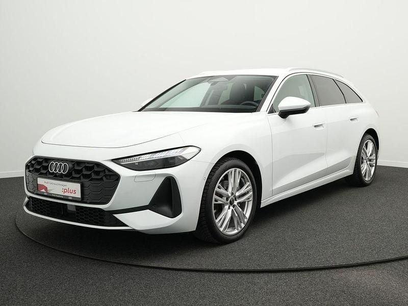 Gebraucht Audi A5 Ambiente 204 PS (150 kW) 2025 Gletscherweiß metallic Kombi