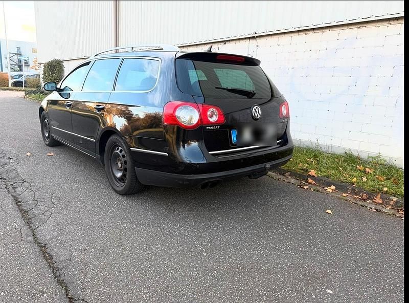 Gebraucht VW Passat 140 PS (102 kW) 2007 Schwarz Kombi