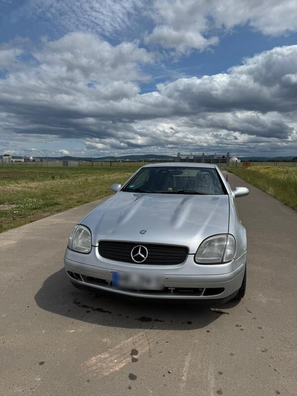 Silber Gebraucht 1998 Mercedes SLK230 Cabrio | 2.199 € (Superpreis) - Bild 1/4