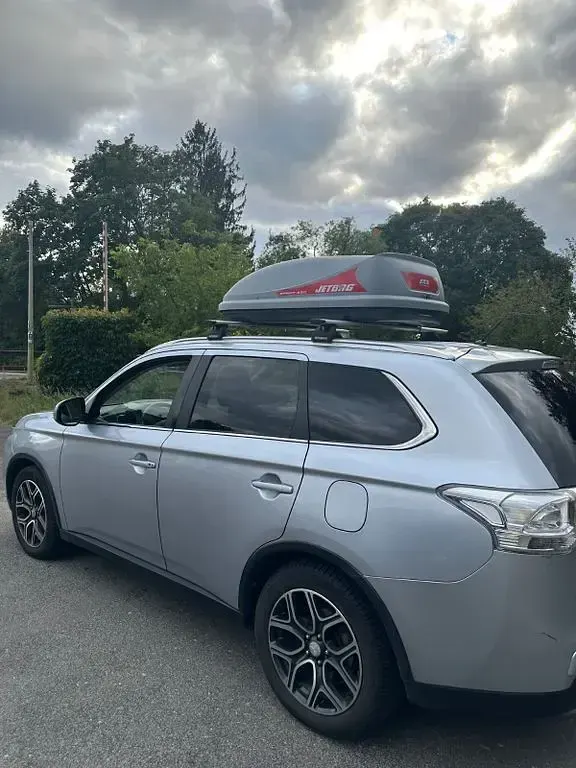 Gebraucht Mitsubishi Outlander Invite 150 PS (110 kW) 2014 Silber SUV