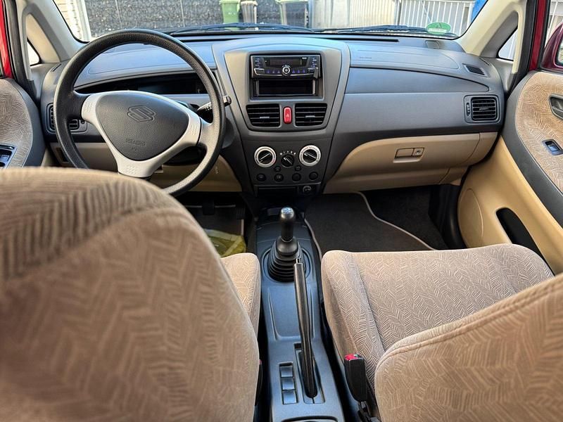 Gebraucht Suzuki Liana 103 PS (75 kW) 2002 Rot Kombi