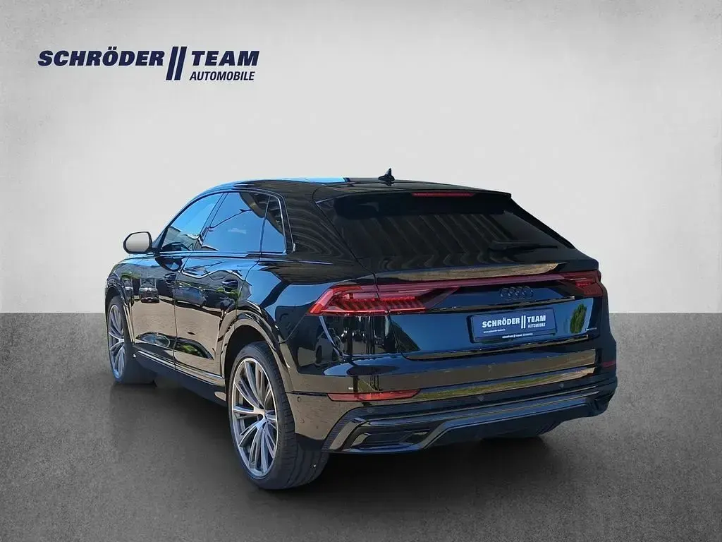 Gebraucht Audi Q8 Competition 286 PS (210 kW) 2023 Schwarz SUV