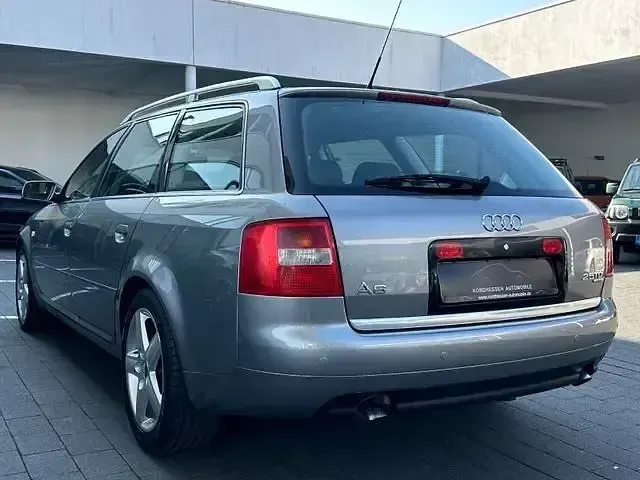 Gebraucht Audi A6 Sport 180 PS (132 kW) 2004 Grau Kombi