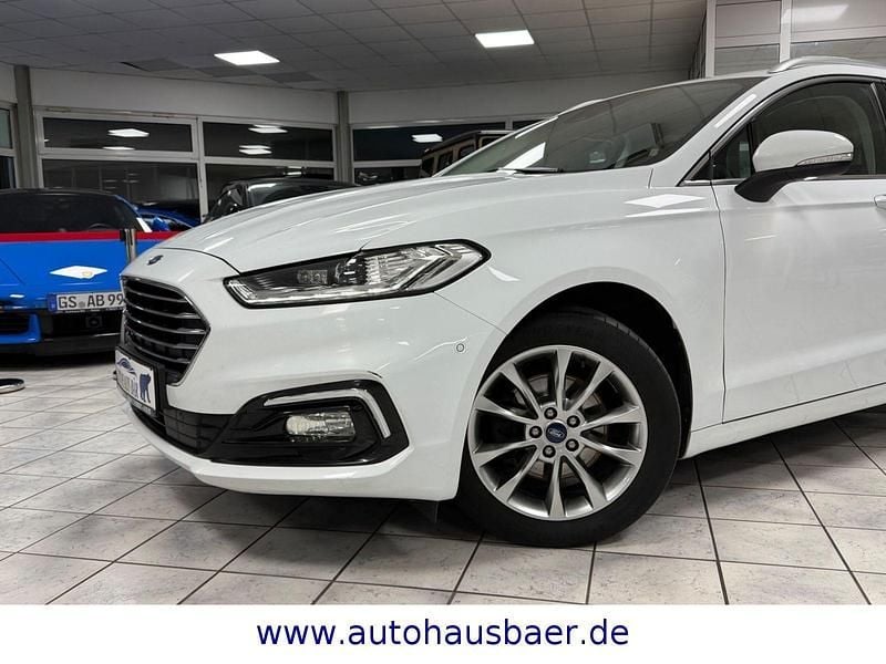 Gebraucht Ford Mondeo Titanium 150 PS (110 kW) 2022 Weiß Kombi
