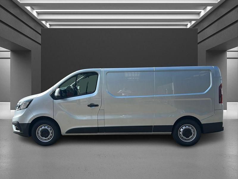 Neu Renault Trafic 170 PS (125 kW) 2025 Kqa silber Van / Kleinbus
