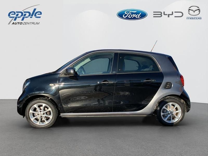 Gebraucht Smart ForFour Passion 90 PS (66 kW) 2016 Schwarz Kleinwagen