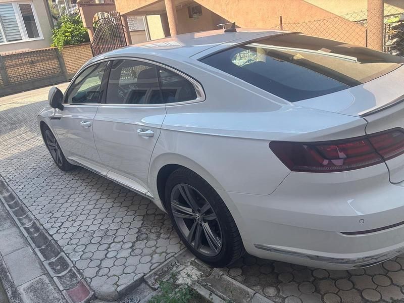 Weiß Gebraucht 2020 VW Arteon R-line Edition Limousine | 22.650 € - Bild 1/4