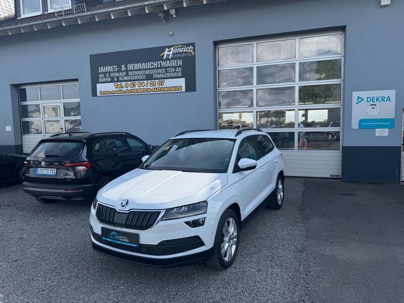 Weiß Gebraucht 2022 Skoda Karoq Style SUV | 24.999 € (Fairer Preis) - Bild 1/4