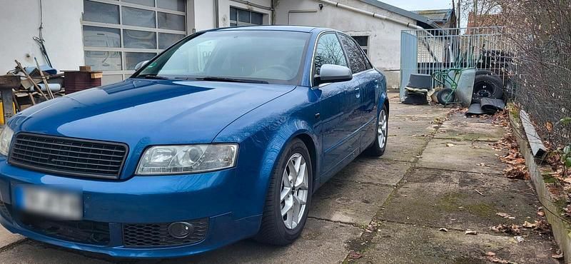 Second-hand Audi A4 131 CP (96 kW) 2002 Albastru Berlinǎ