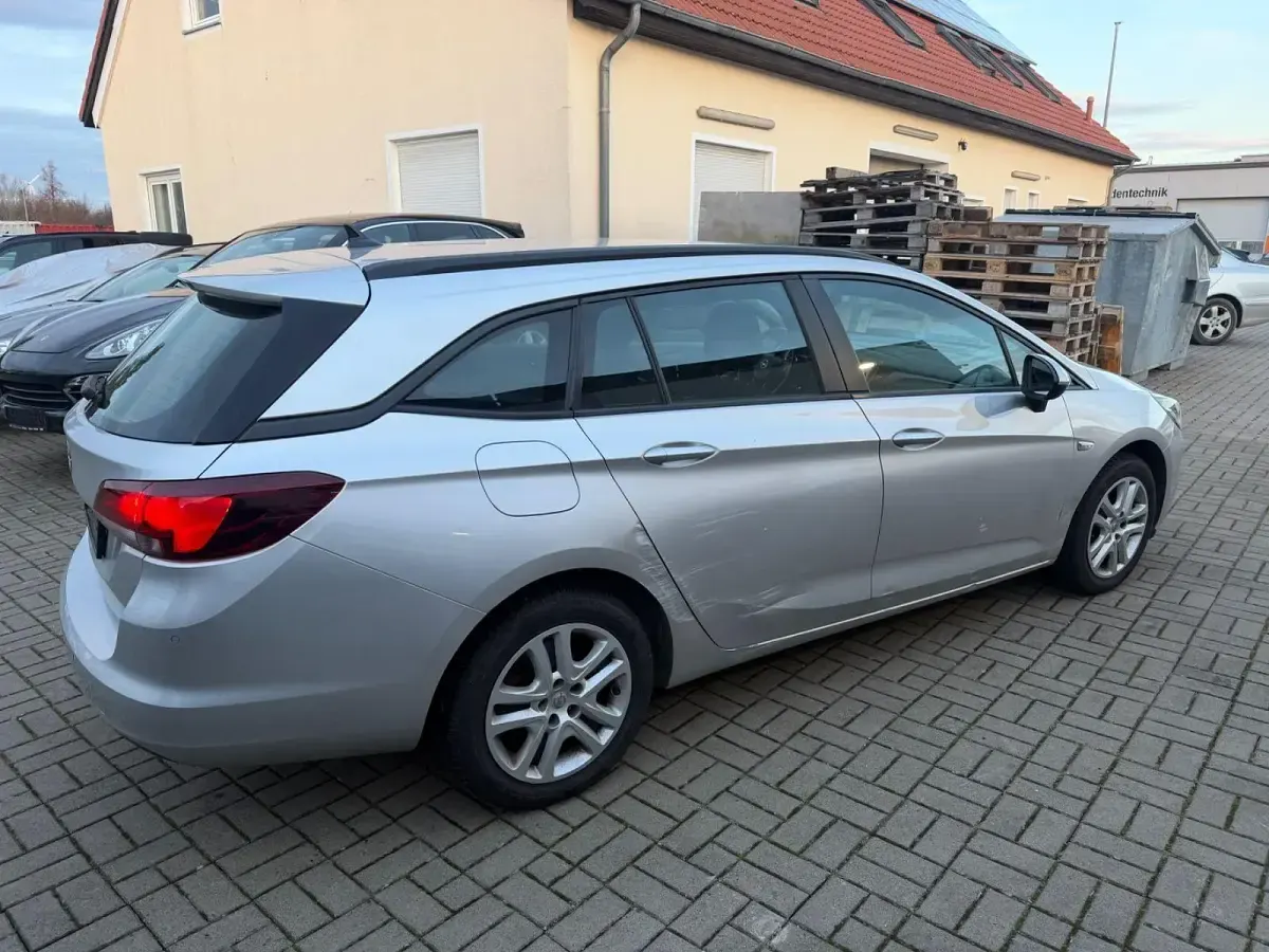 Occasion Opel Astra Edition 110 ch (80 kW) 2019 Argent Break