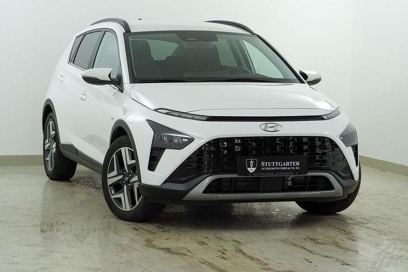 Weiß Gebraucht 2024 Hyundai Bayon Prime SUV | 20.900 € (Fairer Preis) - Bild 1/4