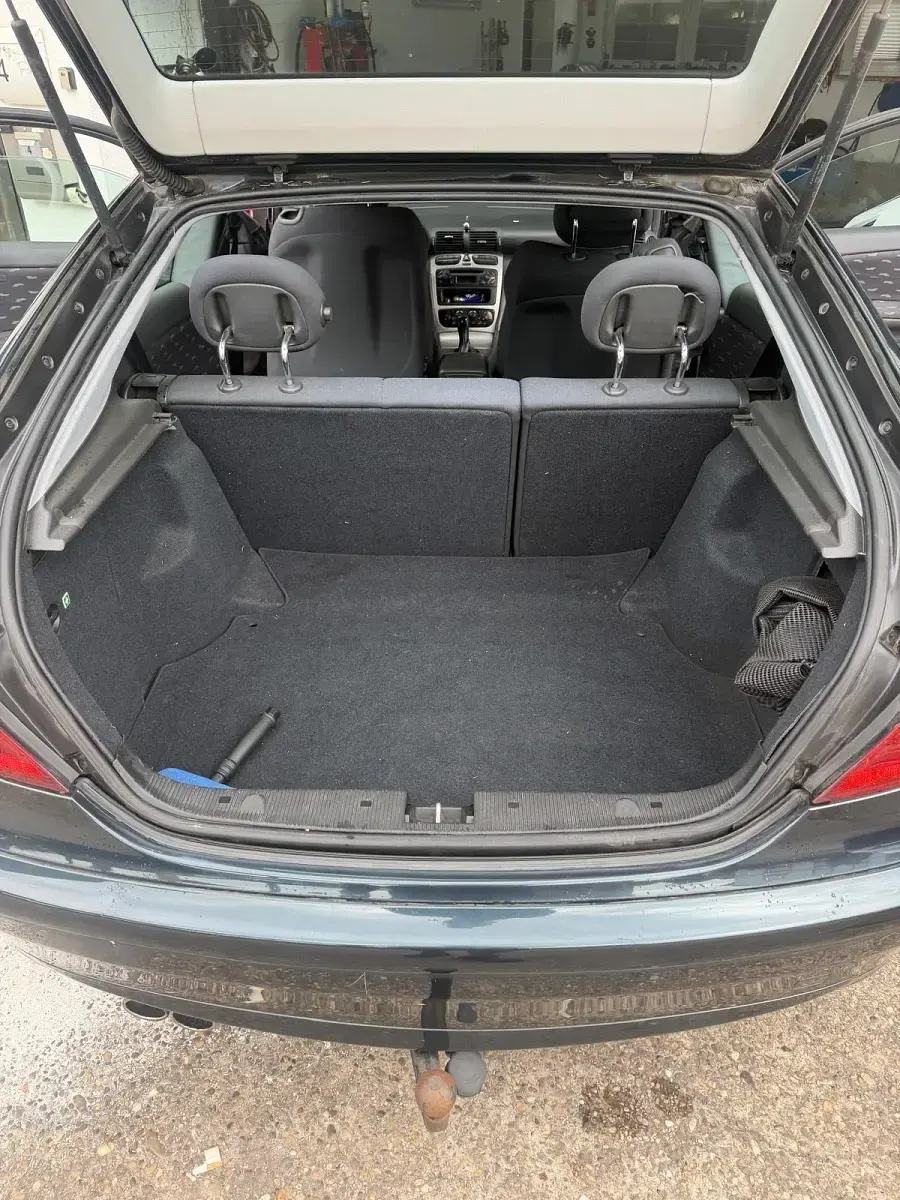 Gebraucht Mercedes C180 2004 Blau Coupé