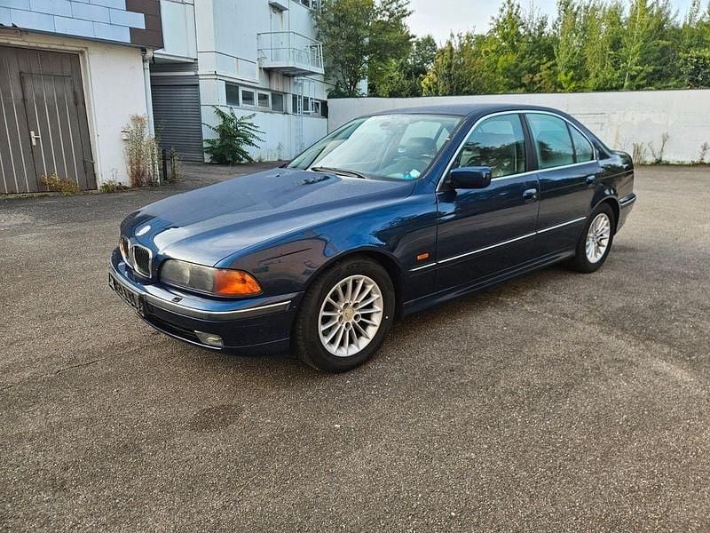 Blau Gebraucht 1999 BMW 523 Limousine | 1.800 € (Superpreis) - Bild 1/4