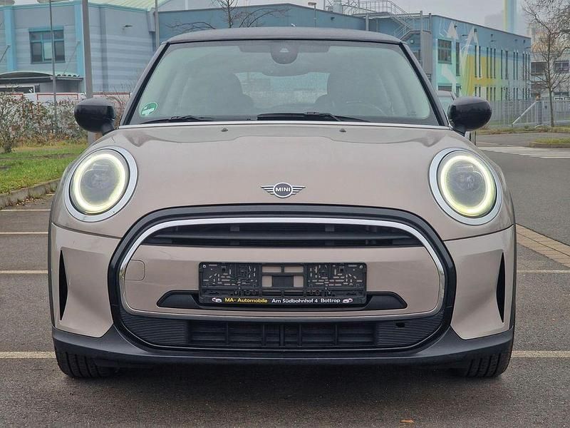 Grau Gebraucht 2023 Mini Cooper Classic Kleinwagen | 19.990 € (Superpreis) - Bild 1/4