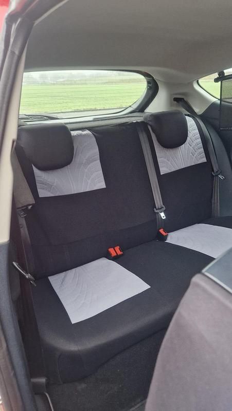 Gebraucht Ford Fiesta 2009 Rot Kleinwagen