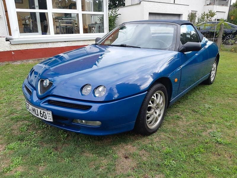 Blau Gebraucht 1999 Alfa Romeo Spider Lusso Cabrio | 2.600 € (Superpreis) - Bild 1/4