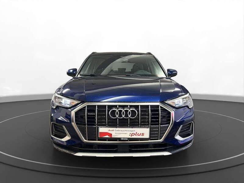 Gebraucht Audi Q3 Advanced 190 PS (139 kW) 2024 Blau (navarrablau metallic) SUV