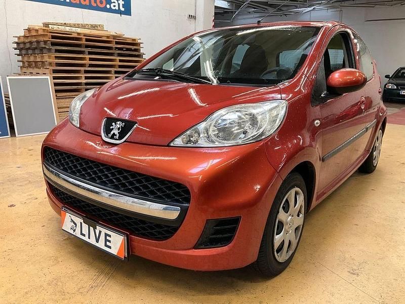 Orange Gebraucht 2009 Peugeot 107 Filou Kleinwagen | 3.570 € (Etwas zu teuer) - Bild 1/4