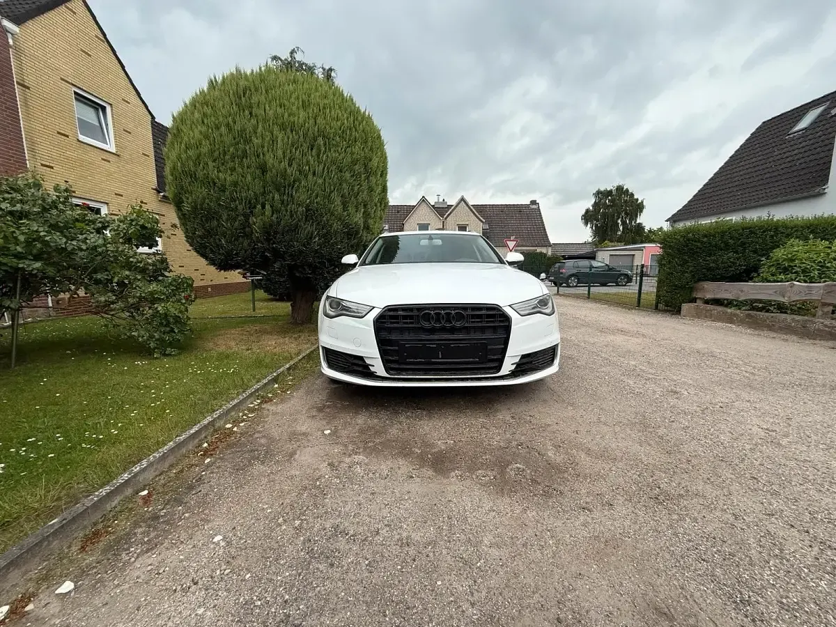 Gebraucht Audi A6 218 PS (160 kW) 2015 Weiß Kombi