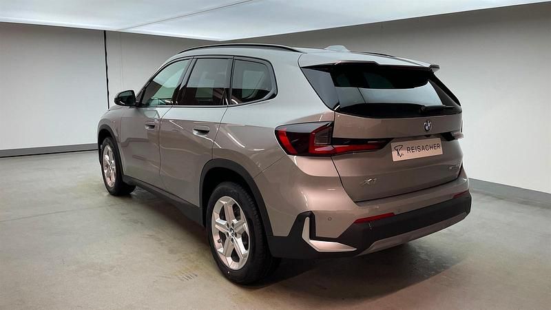 Ny BMW X1 Efficient Dynamics 170 HK (125 kW) 2025 Sølv SUV