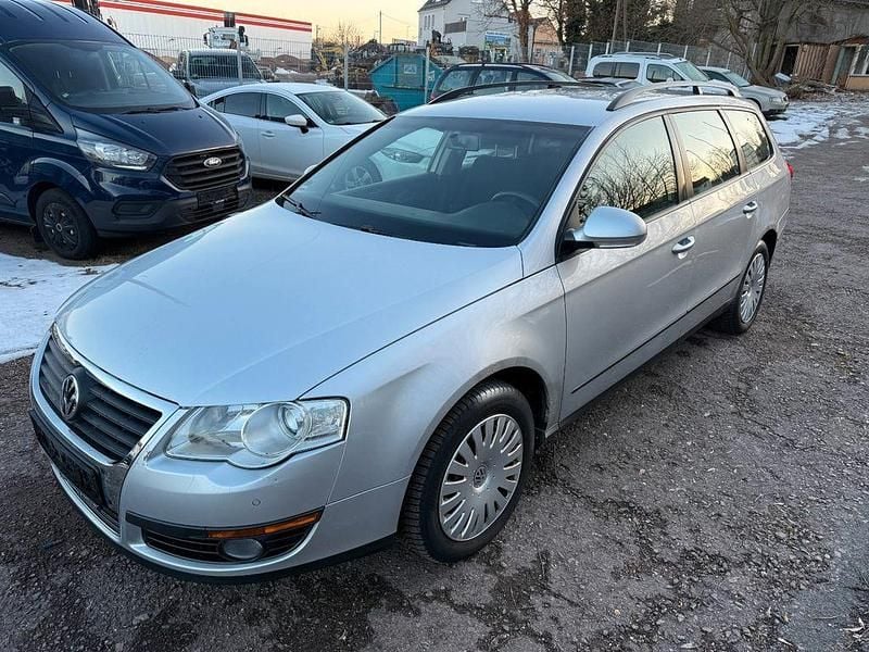 Silber Gebraucht 2008 VW Passat Trendline Kombi | 2.250 € (Superpreis) - Bild 1/4
