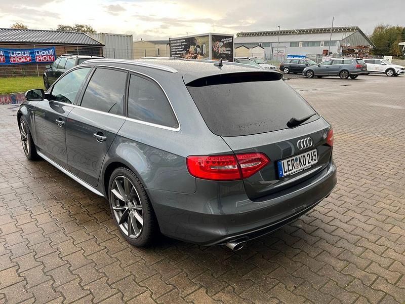 Gebraucht Audi A4 S-Line 245 PS (180 kW) 2014 Grau Kombi