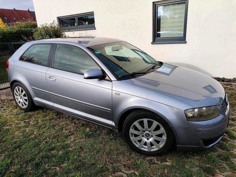 Silber Gebraucht 2003 Audi A3 Kleinwagen | 1.111 € (Guter Preis) - Bild 1/4