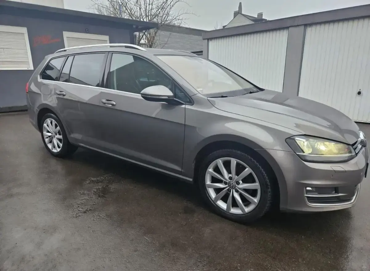 Gebraucht VW Golf VII Highline 150 PS (110 kW) 2015 Beige Kombi
