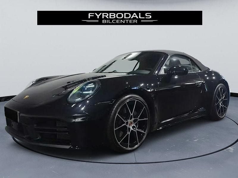 Gebraucht Porsche 911 Carrera Cabriolet 394 PS (289 kW) 2025 Schwarz Cabrio