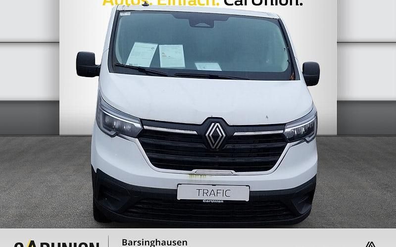 Neu Renault Trafic Komfort 131 PS (96 kW) 2025 Weiß Van / Kleinbus